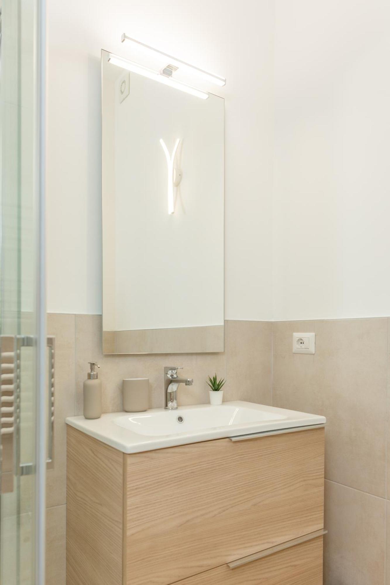 New - Manet - Exclusive Apartment Mailand